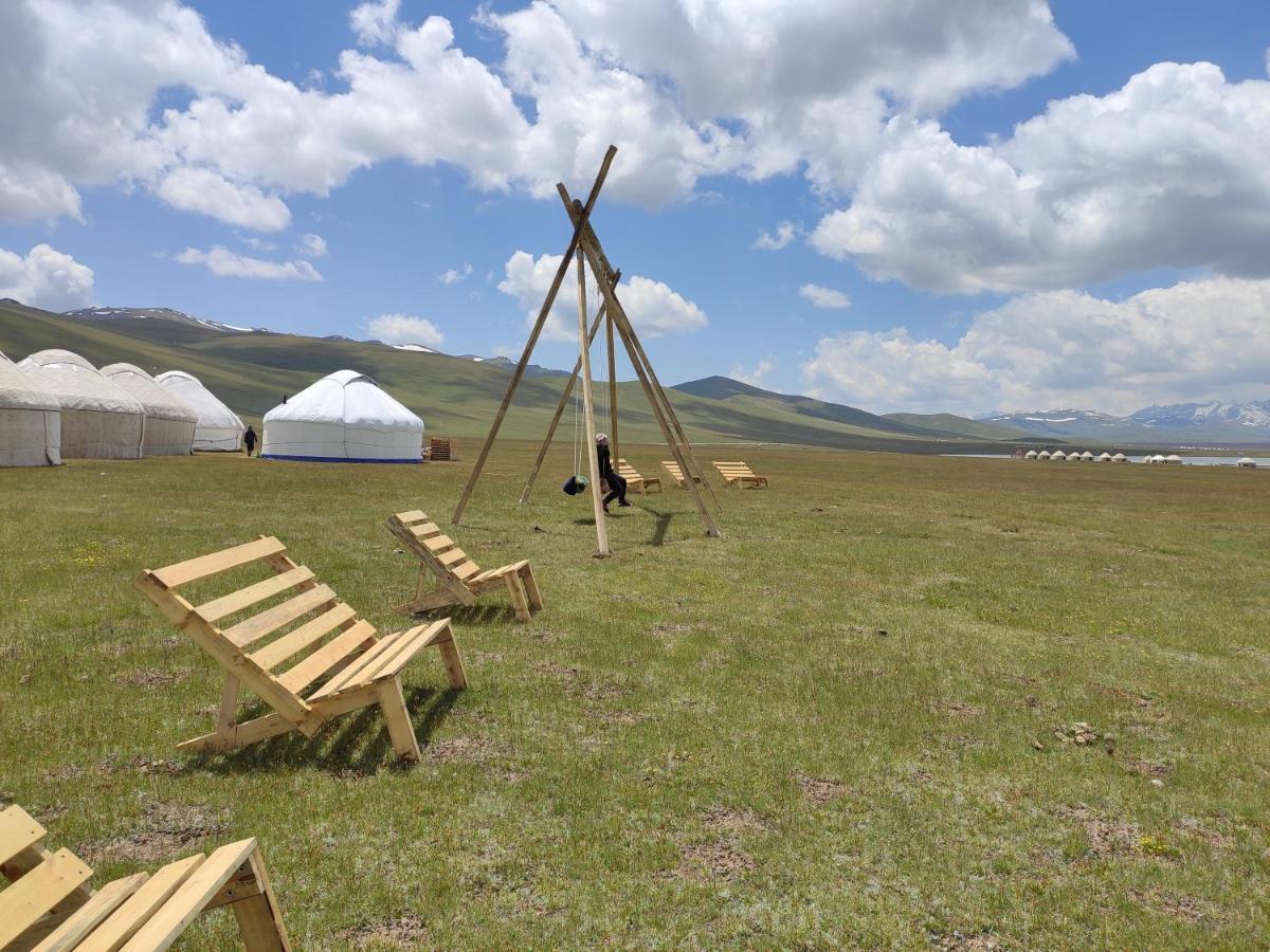 Yurt Camp Ali-Nur At Lake Song-Kol Юрточный Лагерь Али-Нур Озеро Сон-Куль Сон-Куль Кыргызстан Нарын Kyrgyzstan Naryn Luaran gambar