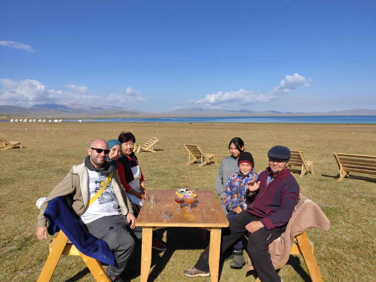 Yurt Camp Ali-Nur At Lake Song-Kol Юрточный Лагерь Али-Нур Озеро Сон-Куль Сон-Куль Кыргызстан Нарын Kyrgyzstan Naryn Luaran gambar